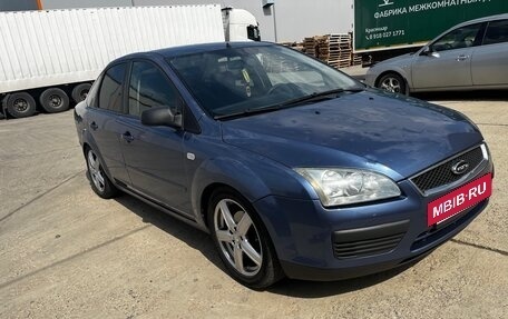 Ford Focus II рестайлинг, 2005 год, 450 000 рублей, 2 фотография