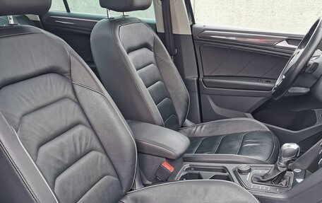 Volkswagen Tiguan II, 2018 год, 3 099 999 рублей, 10 фотография