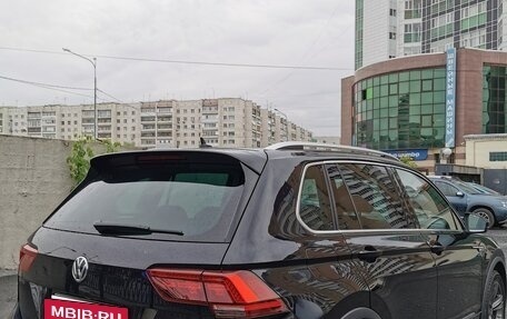 Volkswagen Tiguan II, 2018 год, 3 099 999 рублей, 8 фотография