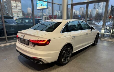Audi A4, 2024 год, 5 600 000 рублей, 4 фотография