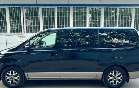 Hyundai H-1 II рестайлинг, 2018 год, 2 900 000 рублей, 8 фотография