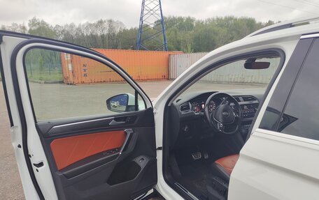 Volkswagen Tiguan II, 2018 год, 2 650 000 рублей, 11 фотография