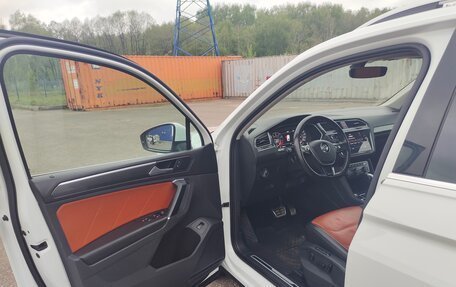 Volkswagen Tiguan II, 2018 год, 2 650 000 рублей, 12 фотография