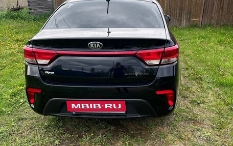 KIA Rio IV, 2017 год, 1 120 000 рублей, 3 фотография