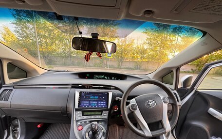 Toyota Prius, 2013 год, 1 299 000 рублей, 7 фотография