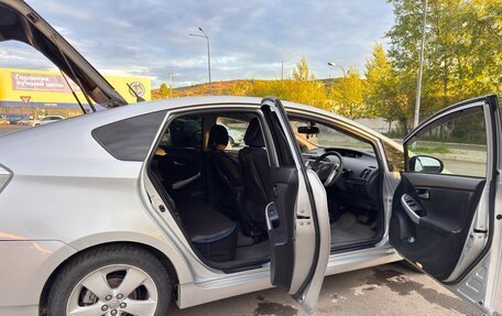 Toyota Prius, 2013 год, 1 299 000 рублей, 3 фотография