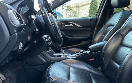 Infiniti QX30, 2016 год, 2 390 000 рублей, 12 фотография