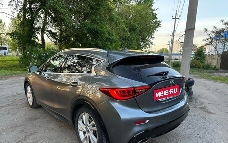 Infiniti QX30, 2016 год, 2 390 000 рублей, 4 фотография