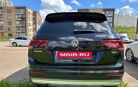 Volkswagen Tiguan II, 2018 год, 3 200 000 рублей, 5 фотография