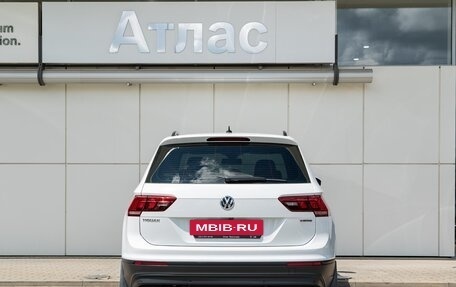 Volkswagen Tiguan II, 2020 год, 2 890 000 рублей, 4 фотография