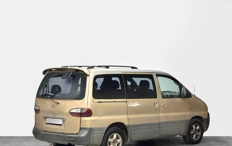 Hyundai Starex I рестайлинг, 2002 год, 539 000 рублей, 3 фотография