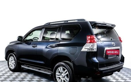 Toyota Land Cruiser Prado 150 рестайлинг 2, 2010 год, 2 377 000 рублей, 7 фотография