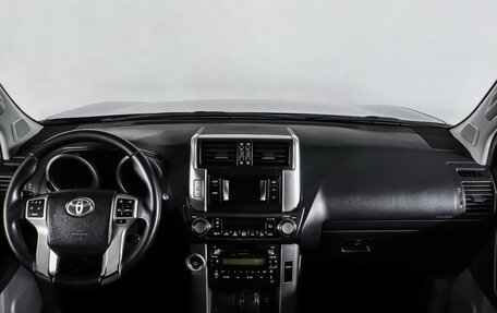Toyota Land Cruiser Prado 150 рестайлинг 2, 2010 год, 2 377 000 рублей, 13 фотография