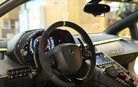 Lamborghini Aventador I рестайлинг, 2018 год, 29 900 000 рублей, 6 фотография