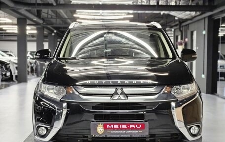 Mitsubishi Outlander III рестайлинг 3, 2015 год, 1 725 000 рублей, 2 фотография