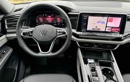 Volkswagen Teramont I, 2022 год, 3 100 000 рублей, 13 фотография