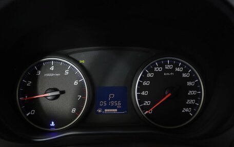 Mitsubishi Outlander III рестайлинг 3, 2018 год, 1 995 000 рублей, 11 фотография