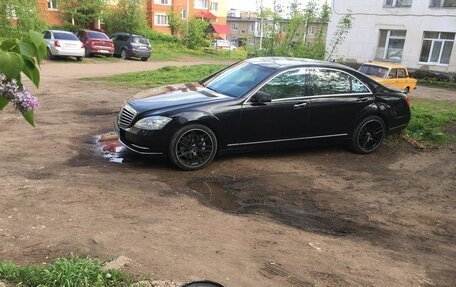 Mercedes-Benz S-Класс, 2011 год, 1 300 000 рублей, 4 фотография