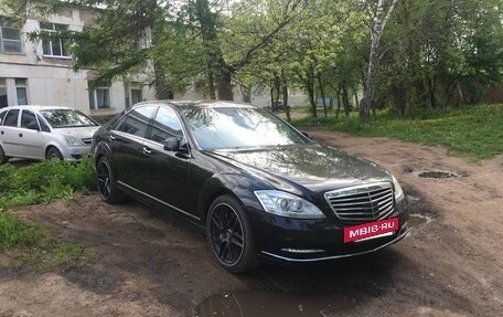 Mercedes-Benz S-Класс, 2011 год, 1 300 000 рублей, 5 фотография