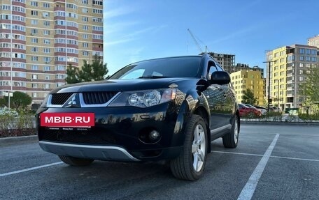 Mitsubishi Outlander III рестайлинг 3, 2007 год, 1 420 000 рублей, 4 фотография