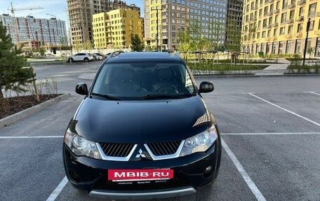 Mitsubishi Outlander III рестайлинг 3, 2007 год, 1 420 000 рублей, 3 фотография