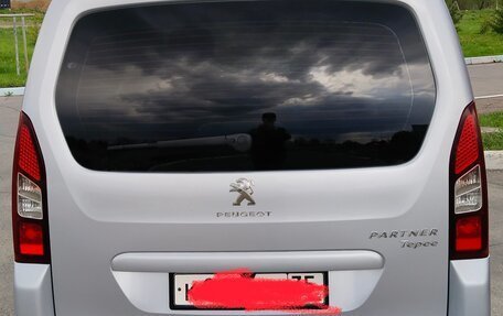 Peugeot Partner II рестайлинг 2, 2013 год, 930 000 рублей, 4 фотография