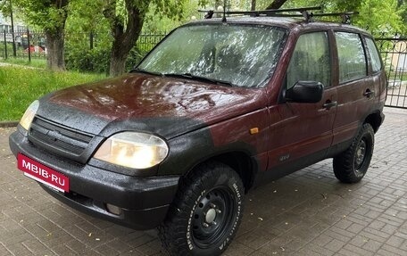 Chevrolet Niva I рестайлинг, 2004 год, 270 000 рублей, 3 фотография