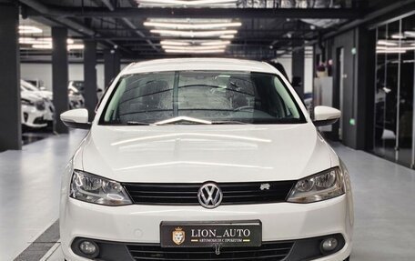 Volkswagen Jetta VI, 2014 год, 1 225 000 рублей, 2 фотография