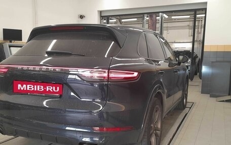 Porsche Cayenne III, 2018 год, 5 700 000 рублей, 3 фотография