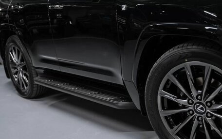 Lexus LX, 2024 год, 18 500 000 рублей, 14 фотография