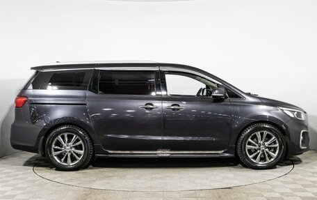 KIA Carnival III, 2018 год, 2 497 696 рублей, 4 фотография