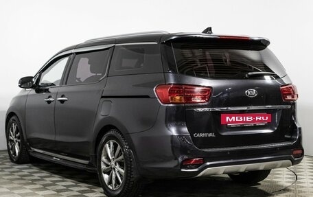 KIA Carnival III, 2018 год, 2 497 696 рублей, 7 фотография
