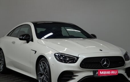 Mercedes-Benz E-Класс, 2020 год, 6 200 000 рублей, 2 фотография