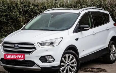 Ford Kuga III, 2019 год, 1 950 000 рублей, 2 фотография