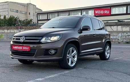 Volkswagen Tiguan I, 2014 год, 1 800 000 рублей, 2 фотография