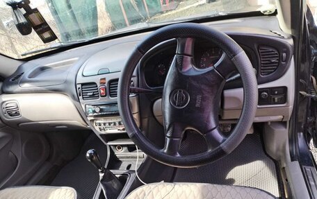 Nissan Sunny N16, 2003 год, 400 000 рублей, 3 фотография