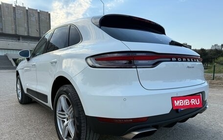 Porsche Macan I рестайлинг, 2021 год, 4 200 000 рублей, 3 фотография
