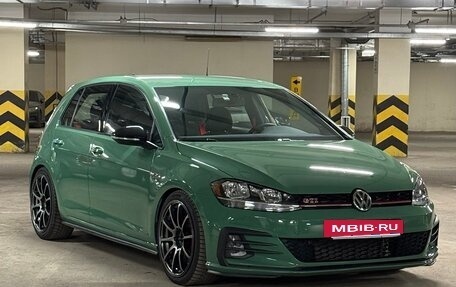 Volkswagen Golf GTI VII, 2019 год, 2 750 000 рублей, 2 фотография