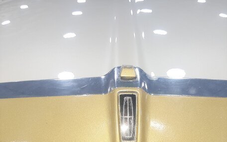 Lincoln Town Car III рестайлинг, 1999 год, 3 000 000 рублей, 2 фотография