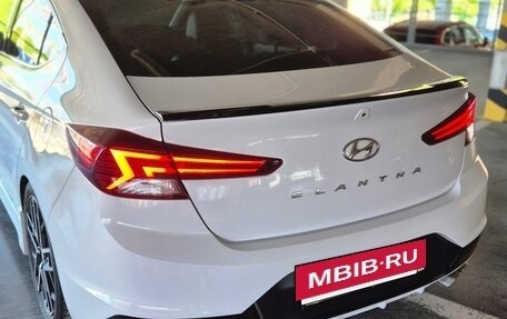 Hyundai Elantra VI рестайлинг, 2018 год, 2 150 000 рублей, 4 фотография