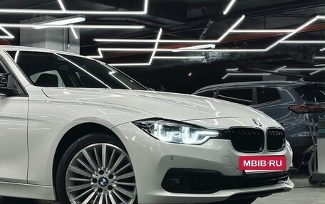 BMW 3 серия, 2018 год, 2 400 000 рублей, 2 фотография