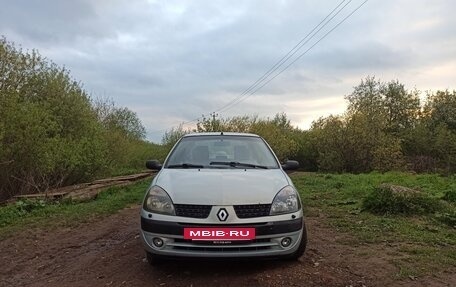 Renault Symbol I, 2003 год, 250 000 рублей, 2 фотография