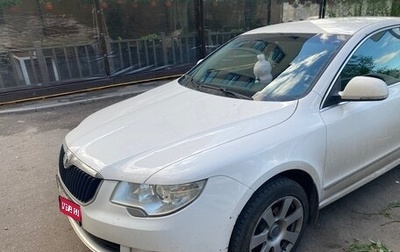 Skoda Superb III рестайлинг, 2012 год, 1 270 000 рублей, 1 фотография