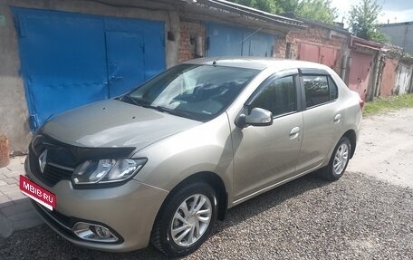 Renault Logan II, 2014 год, 780 000 рублей, 1 фотография