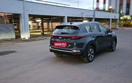 KIA Sportage IV рестайлинг, 2020 год, 2 200 000 рублей, 3 фотография