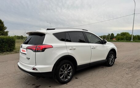Toyota RAV4, 2016 год, 2 700 000 рублей, 4 фотография