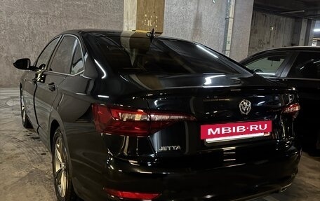 Volkswagen Jetta VII, 2020 год, 1 940 000 рублей, 2 фотография