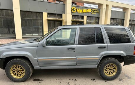 Jeep Grand Cherokee, 1995 год, 380 000 рублей, 2 фотография