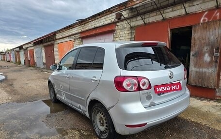 Volkswagen Golf Plus II, 2011 год, 650 000 рублей, 2 фотография