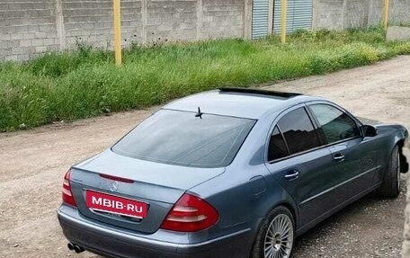 Mercedes-Benz E-Класс, 2002 год, 800 000 рублей, 3 фотография